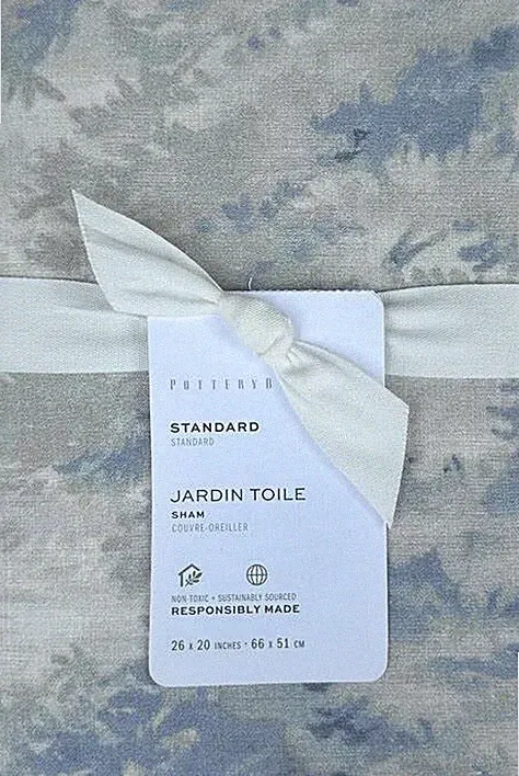 2 POTTERY BARN Jardin Toile Shams STANDARD Size sham Potterybarn brand NEW blue