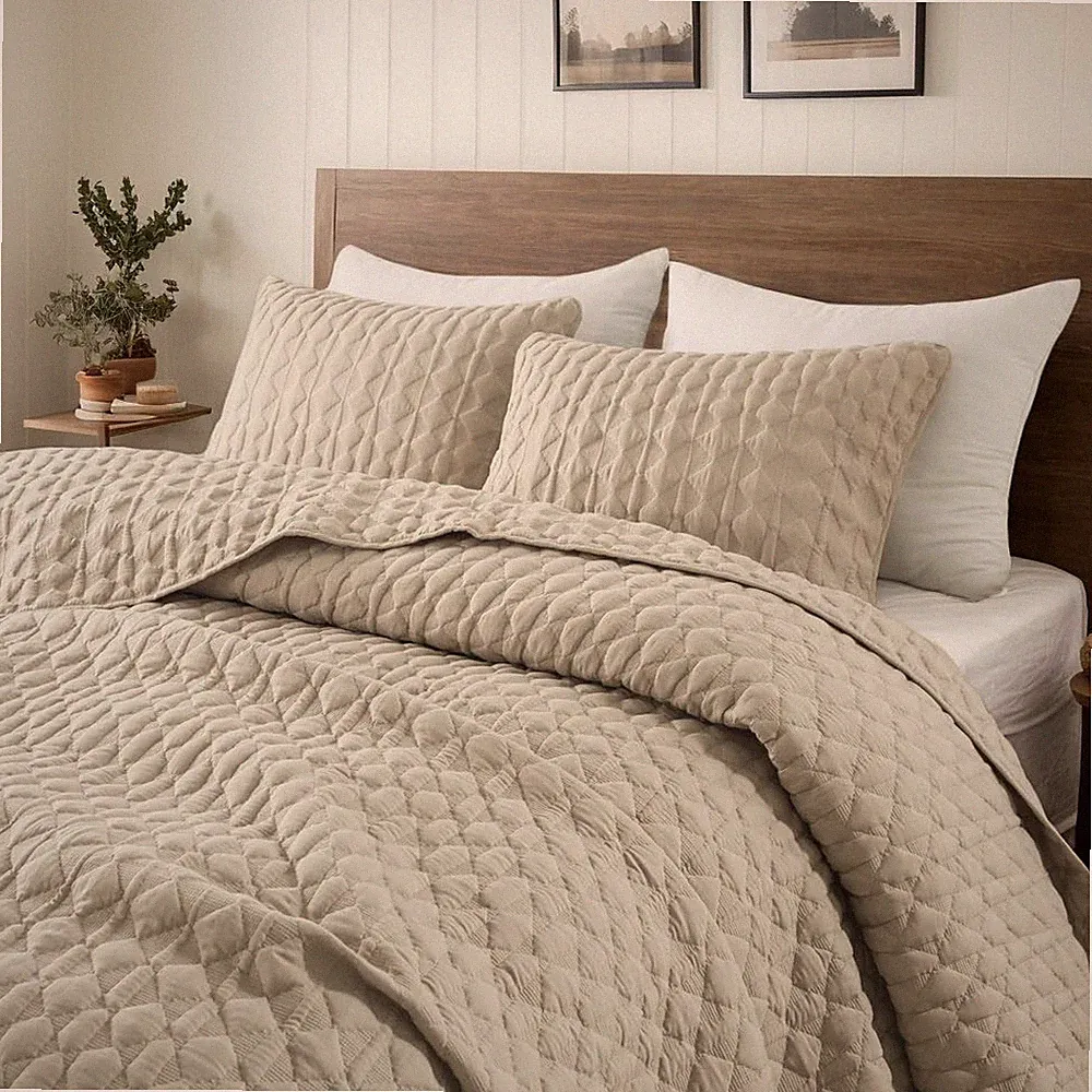 Beige Quilt King Size Bedding Sets with Pillow Shams, Lightweight Soft Bedsp...